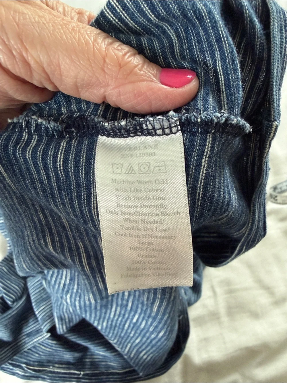 Everlane Navy and White Stripe Pocket Cotton Tee Mens Large - Picture 7 of 8